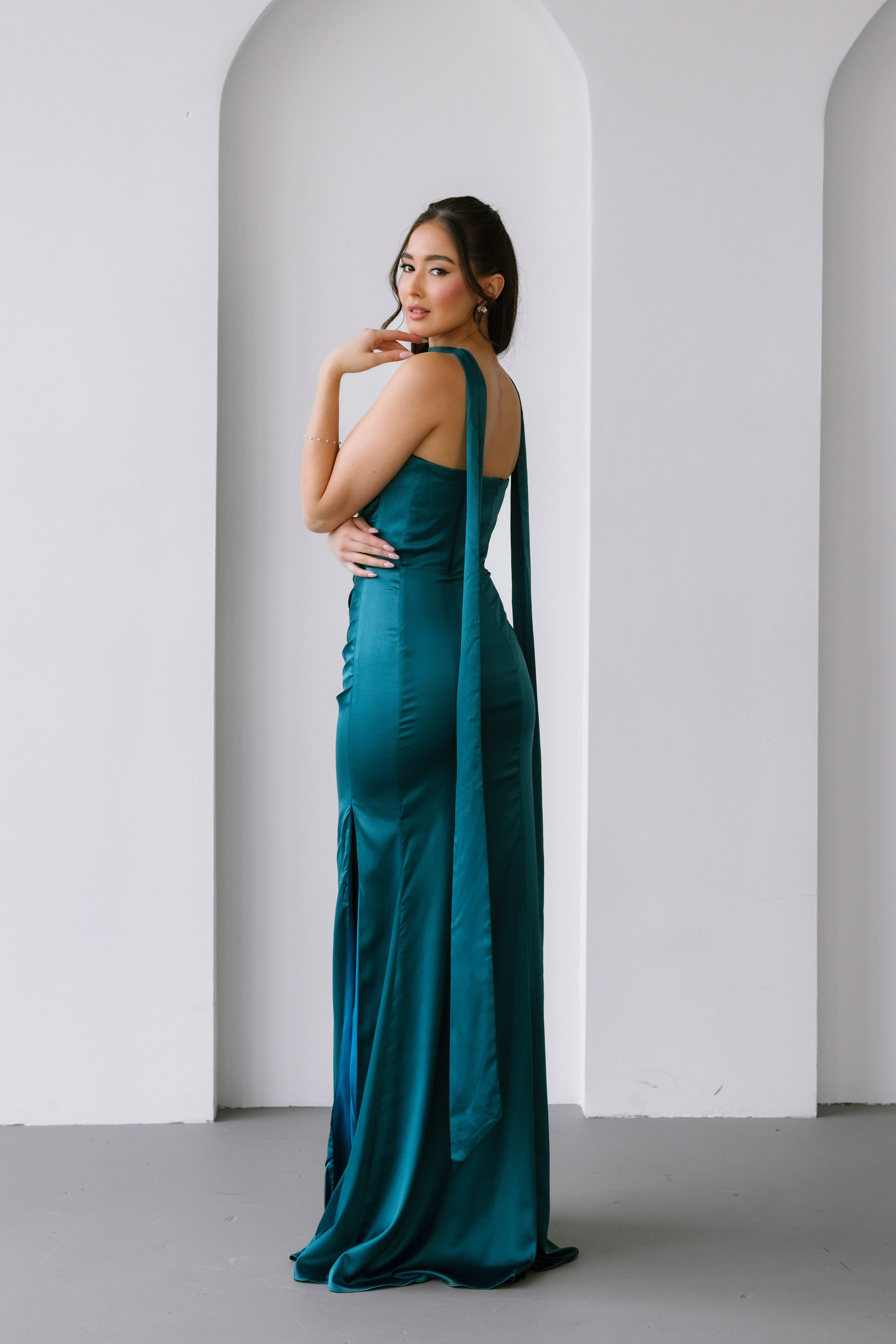 '- teal