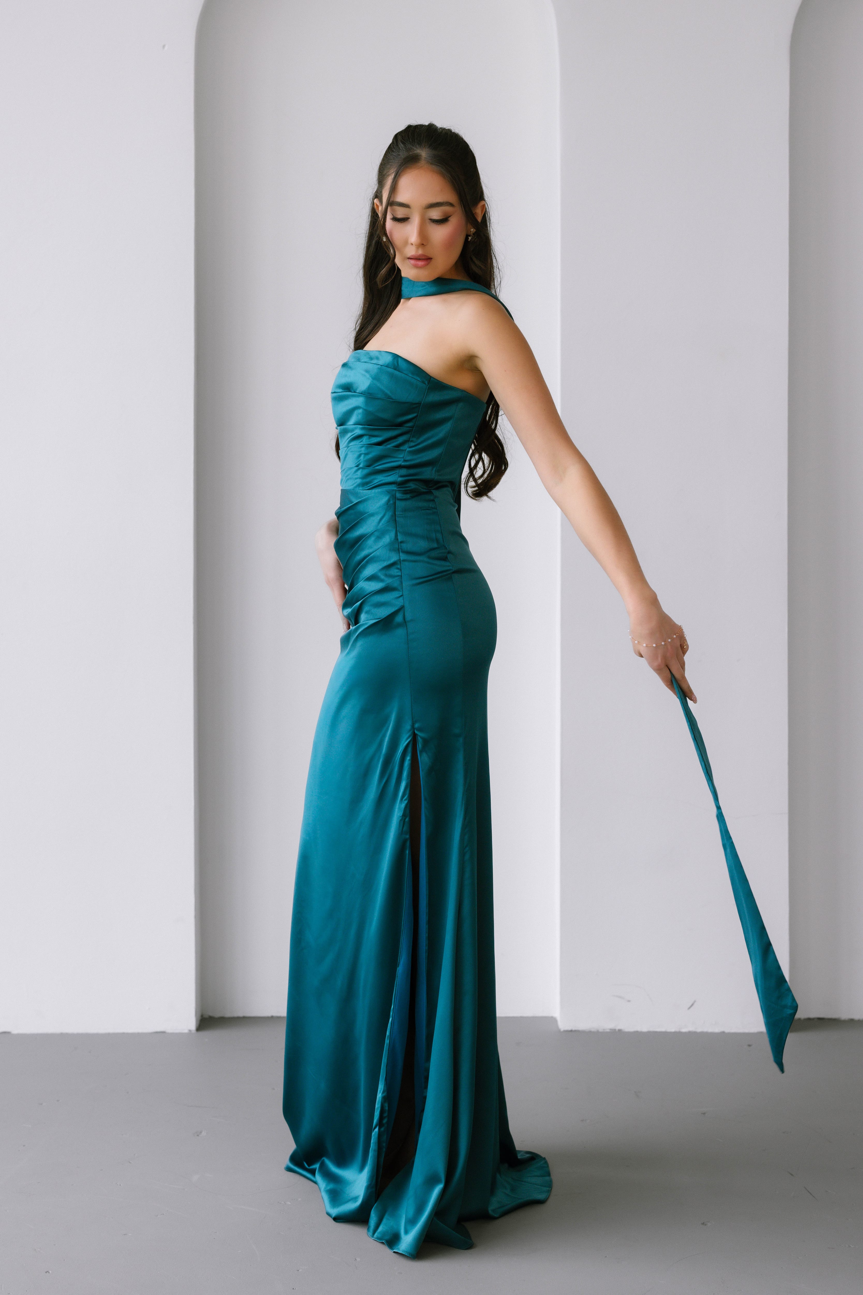 '- teal