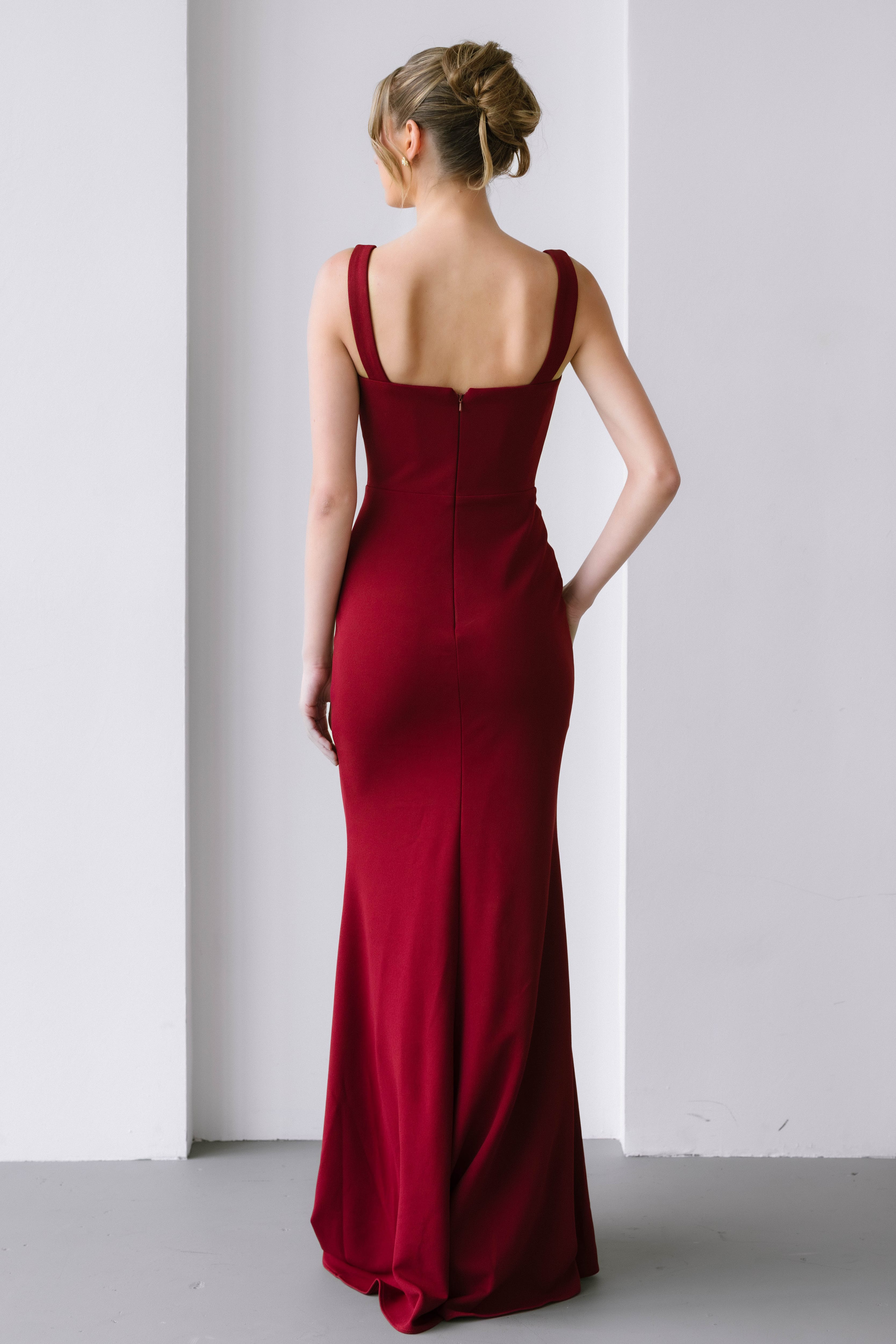 '- burgundy
