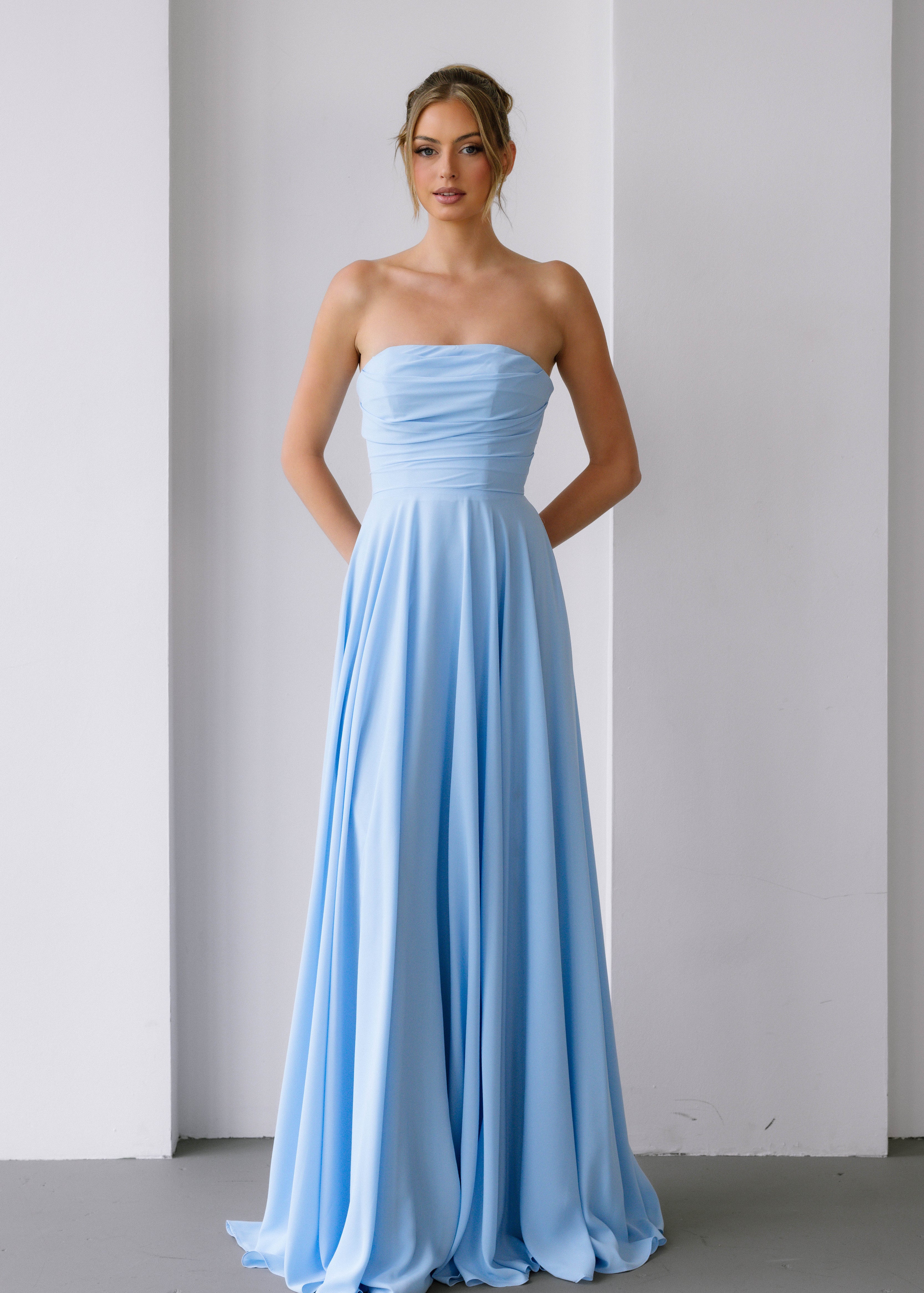 '- light blue