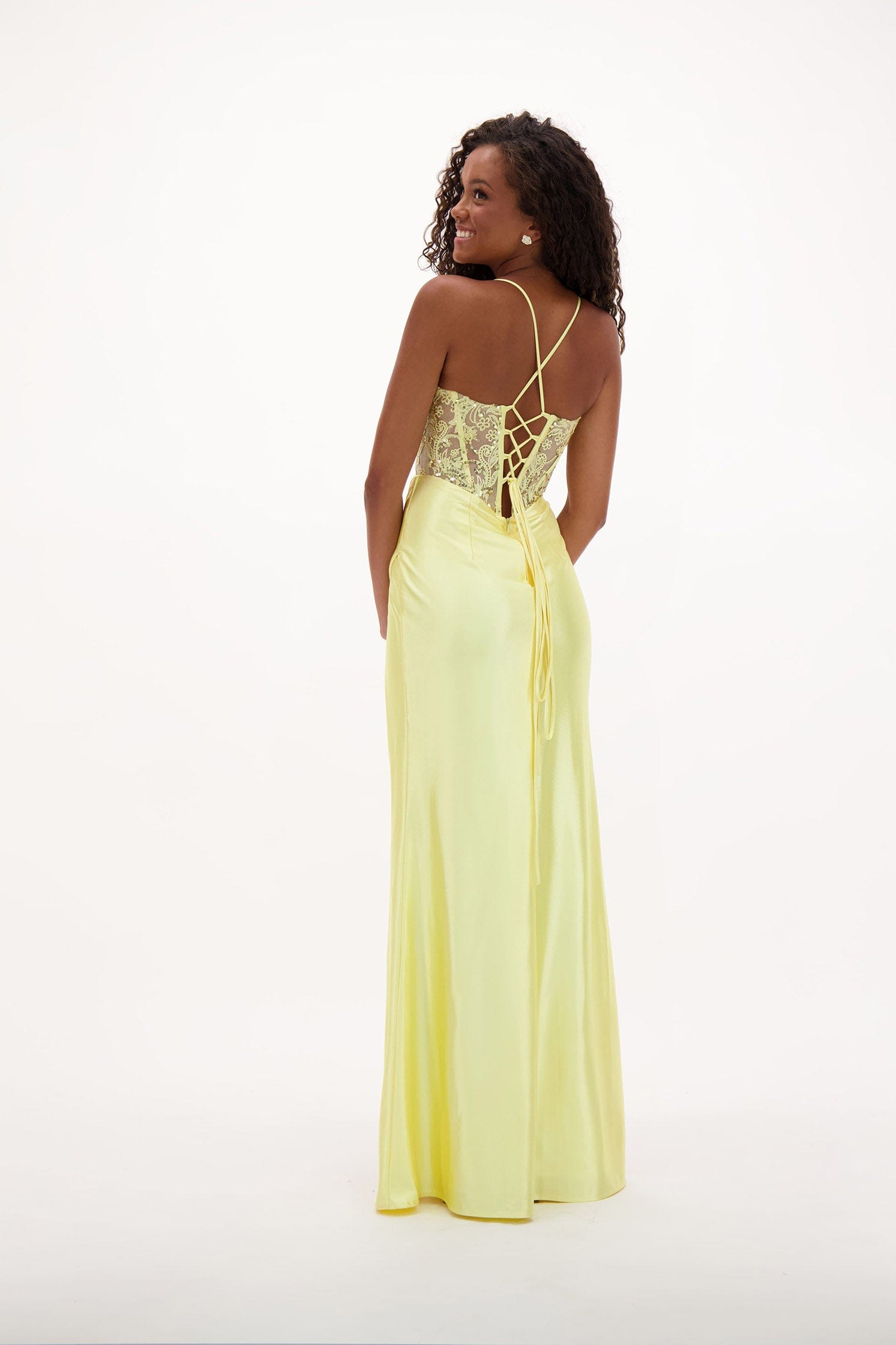 '- yellow
