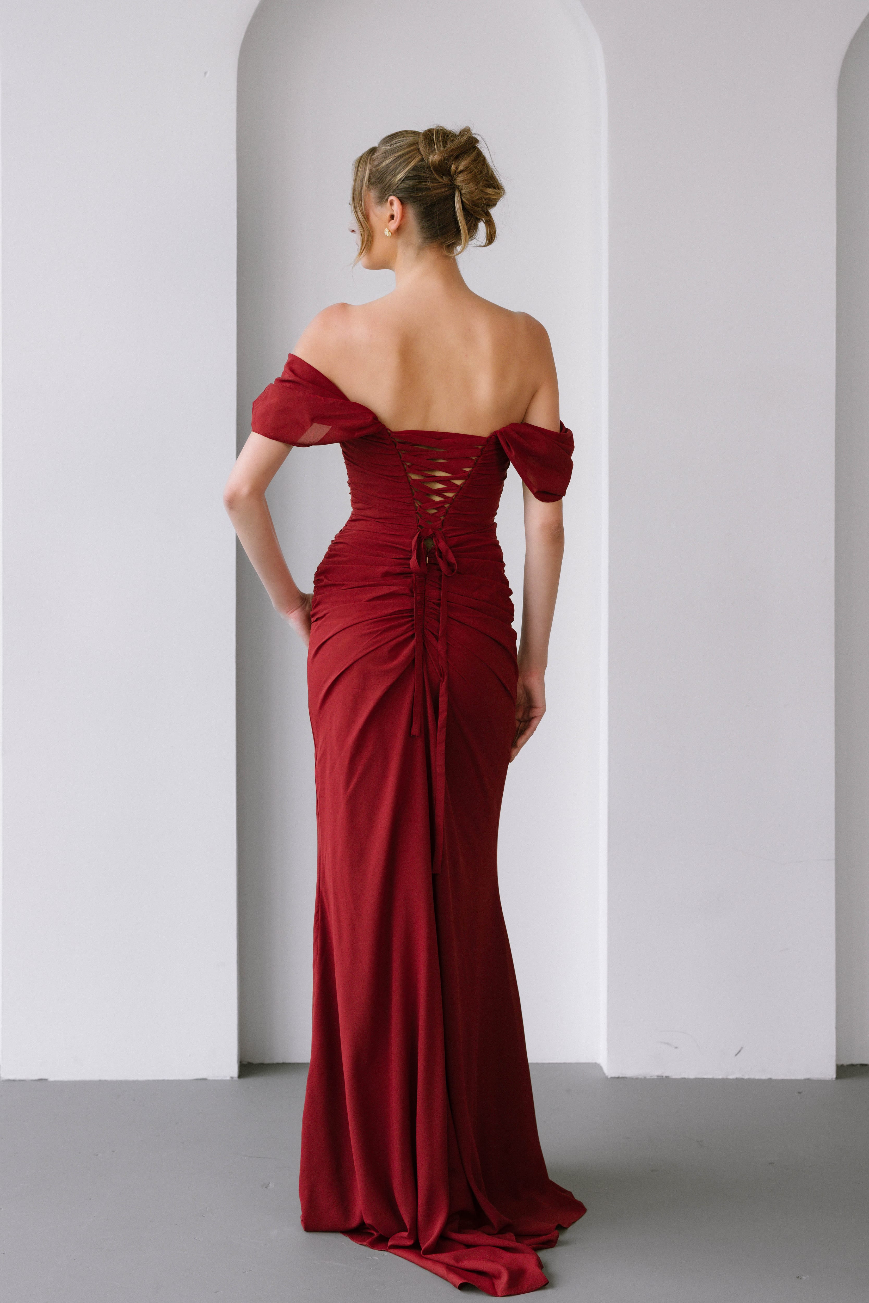'- burgundy