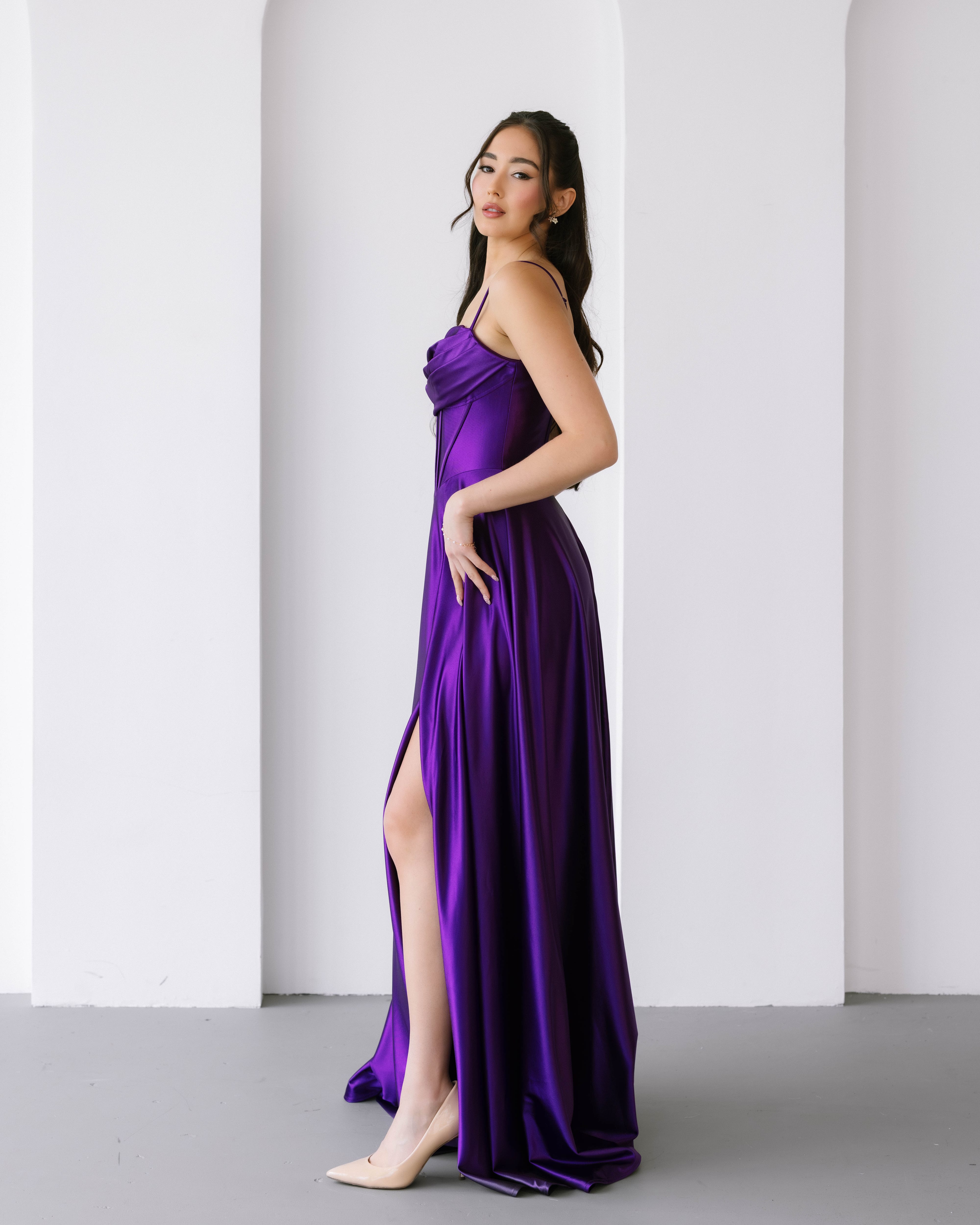'- purple