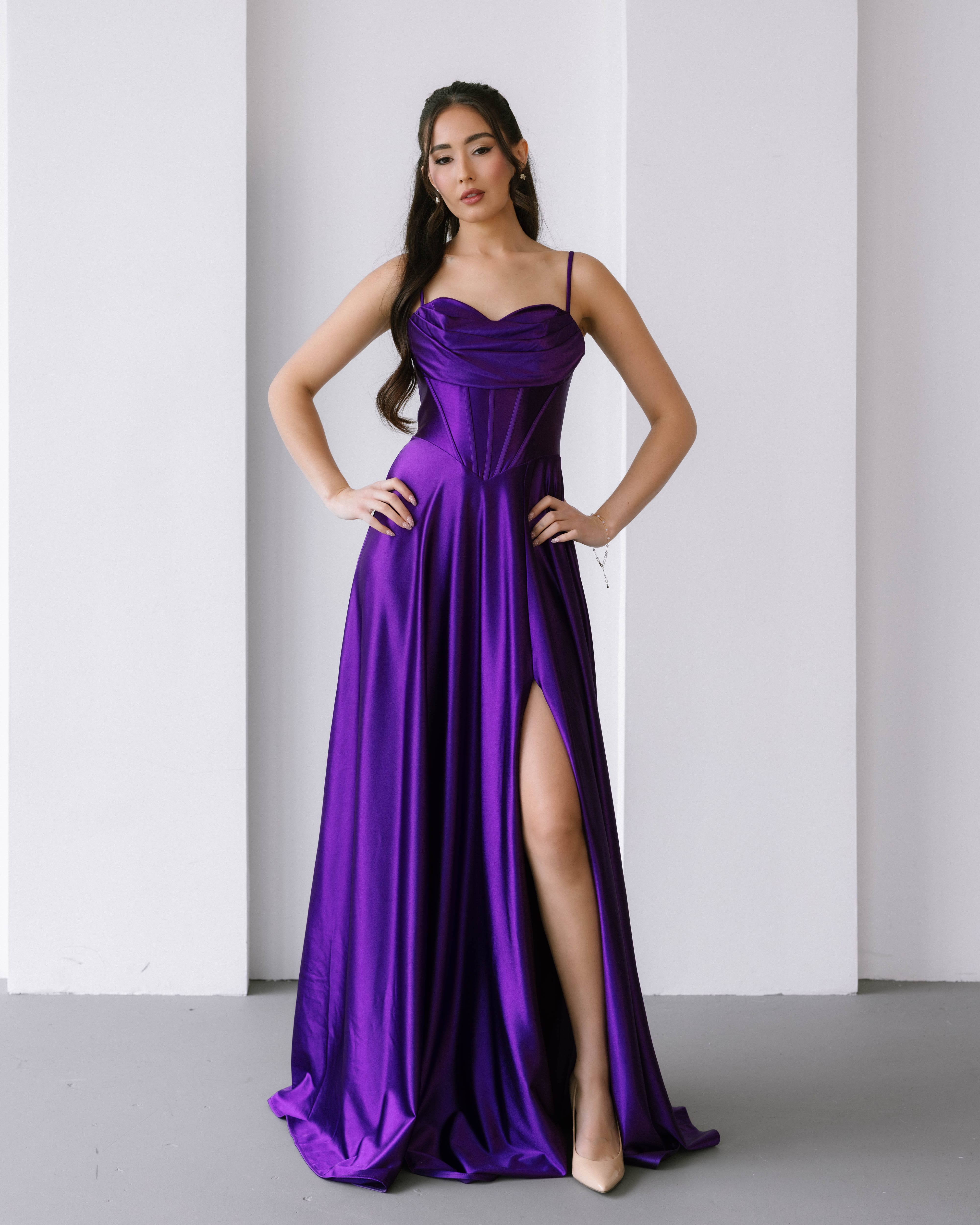 '- purple