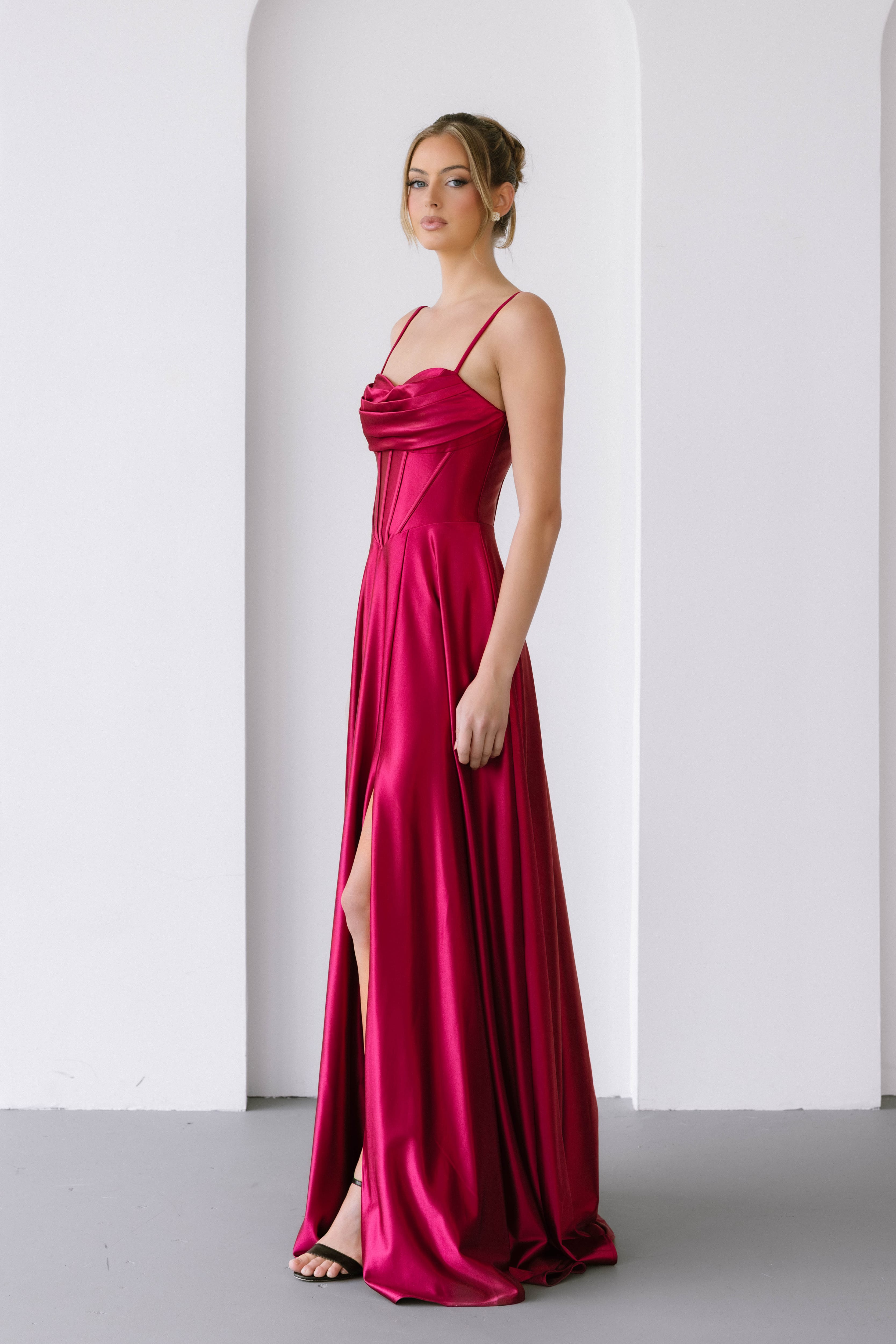 '- burgundy