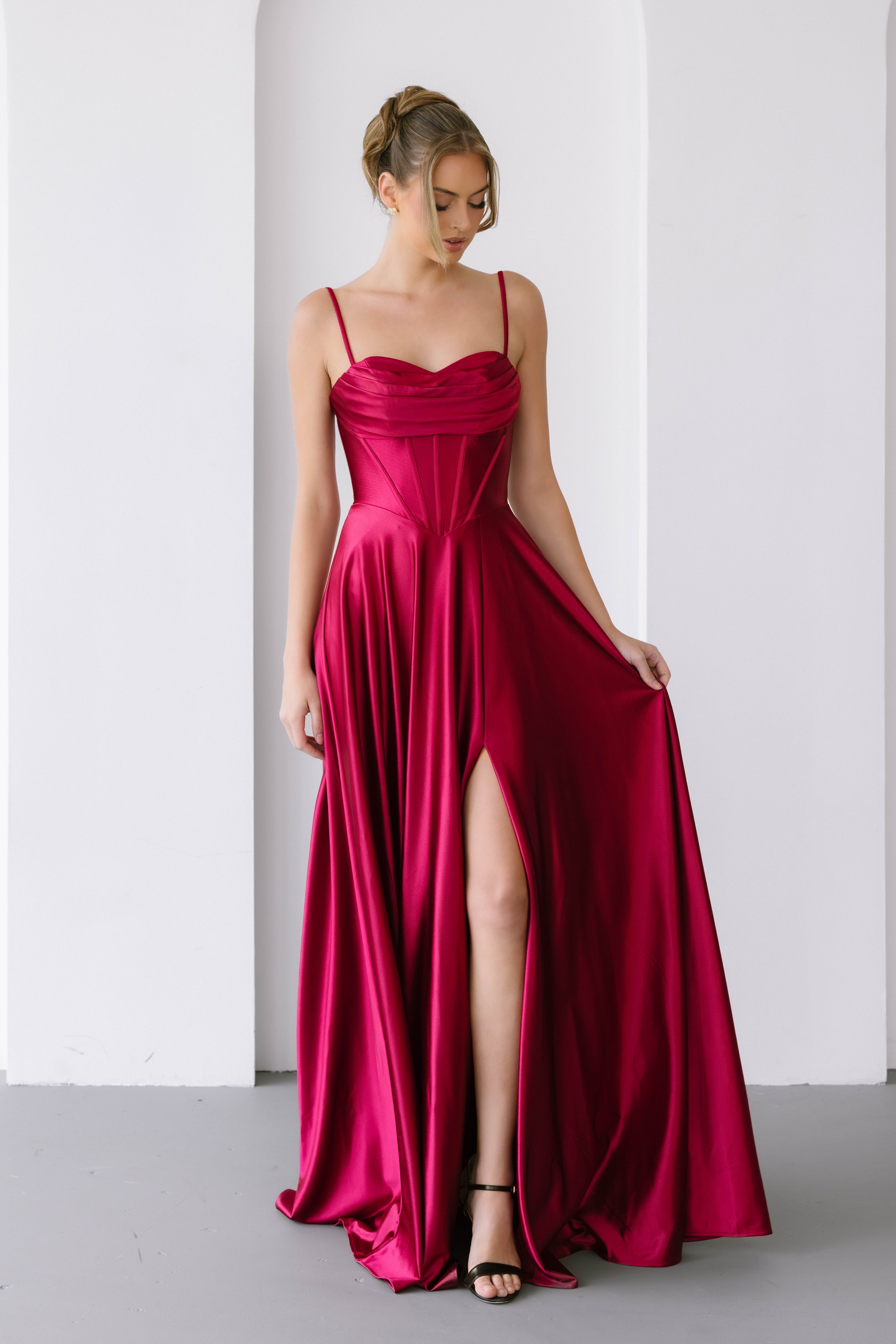 '- burgundy