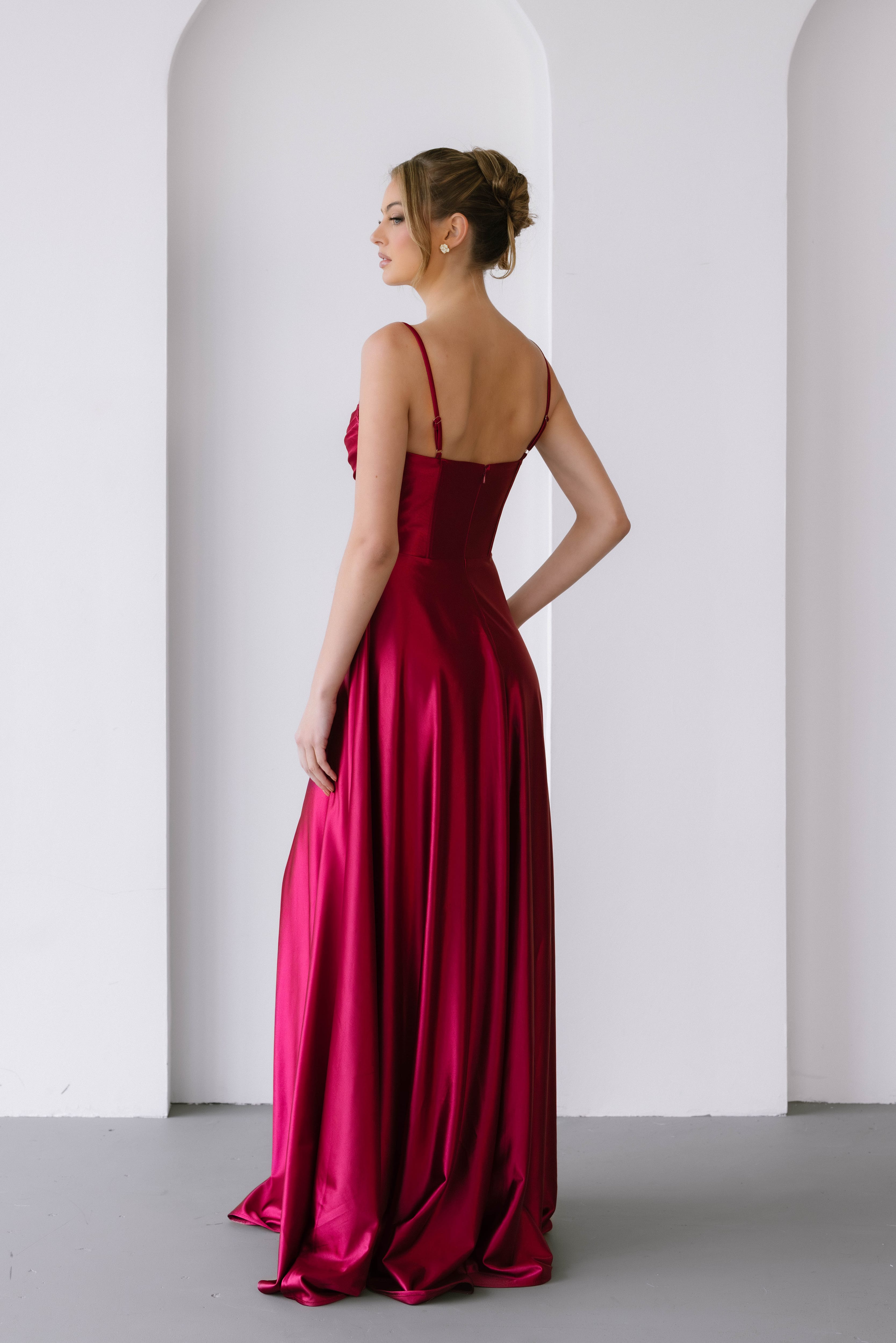 '- burgundy
