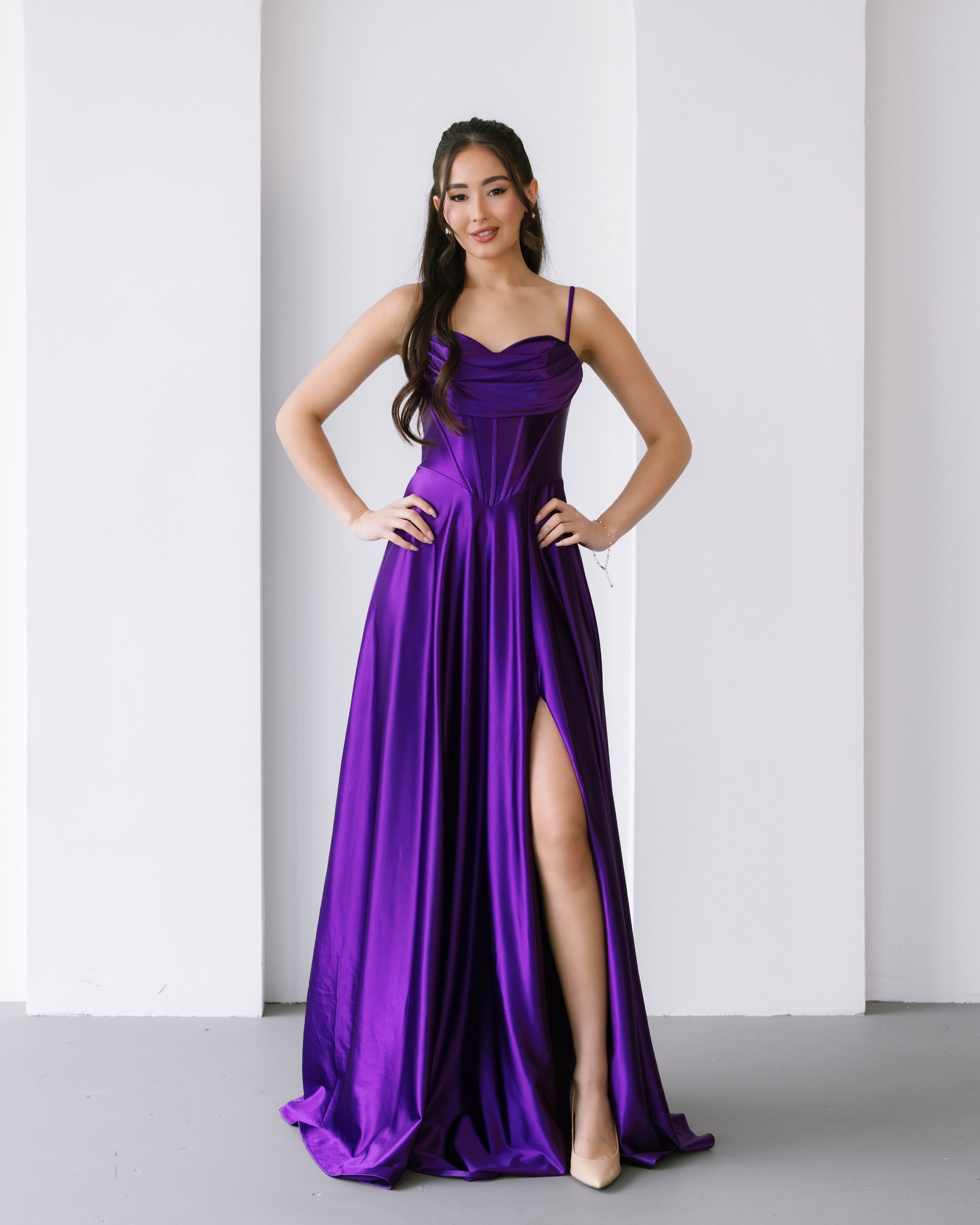 '- purple